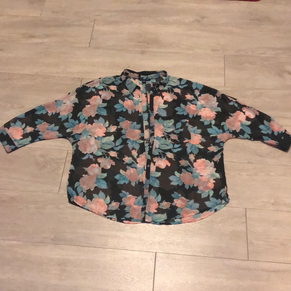 American Eagle sheer button up blouse